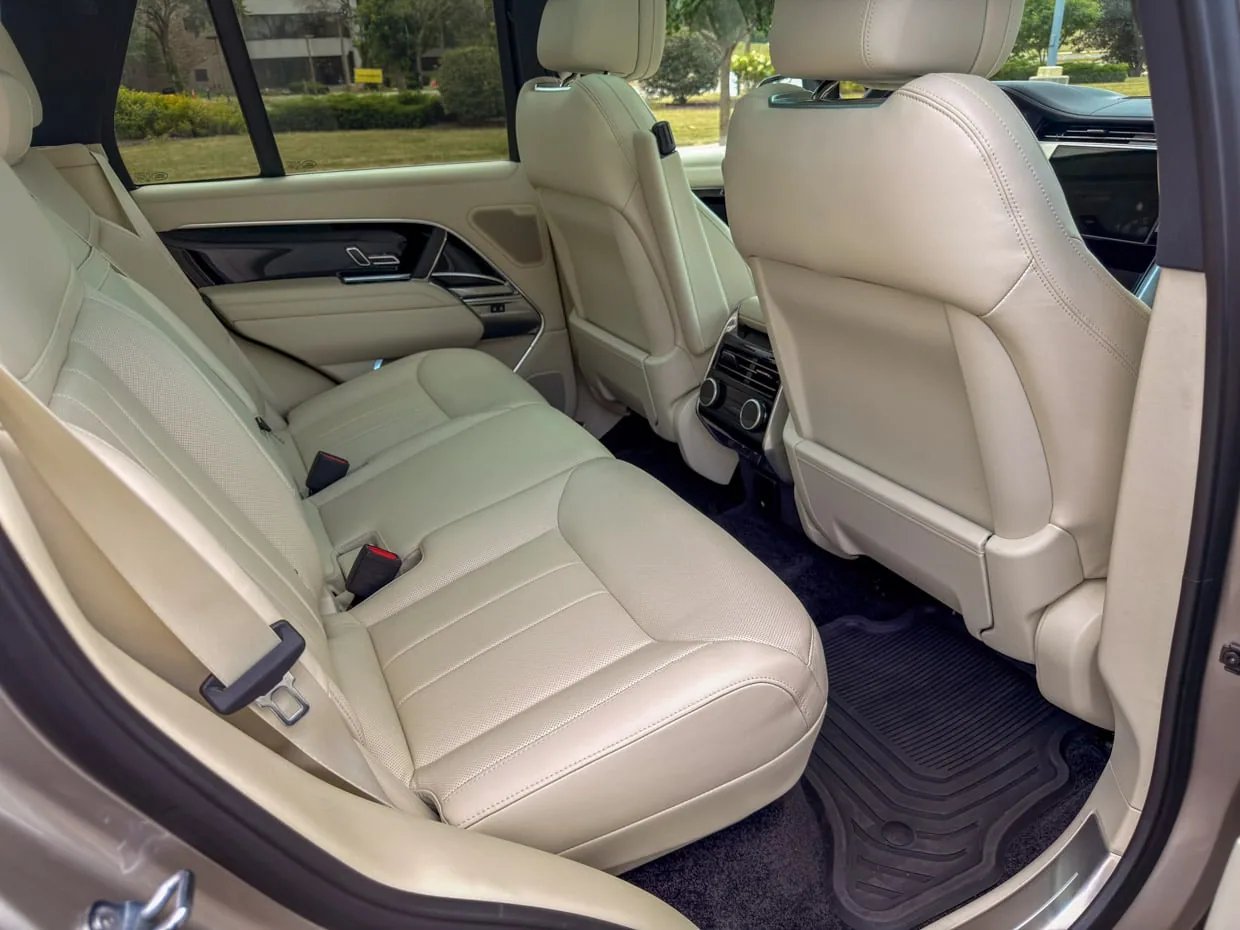 Range Rover L460 P540 Batumi Gold Rear Seat