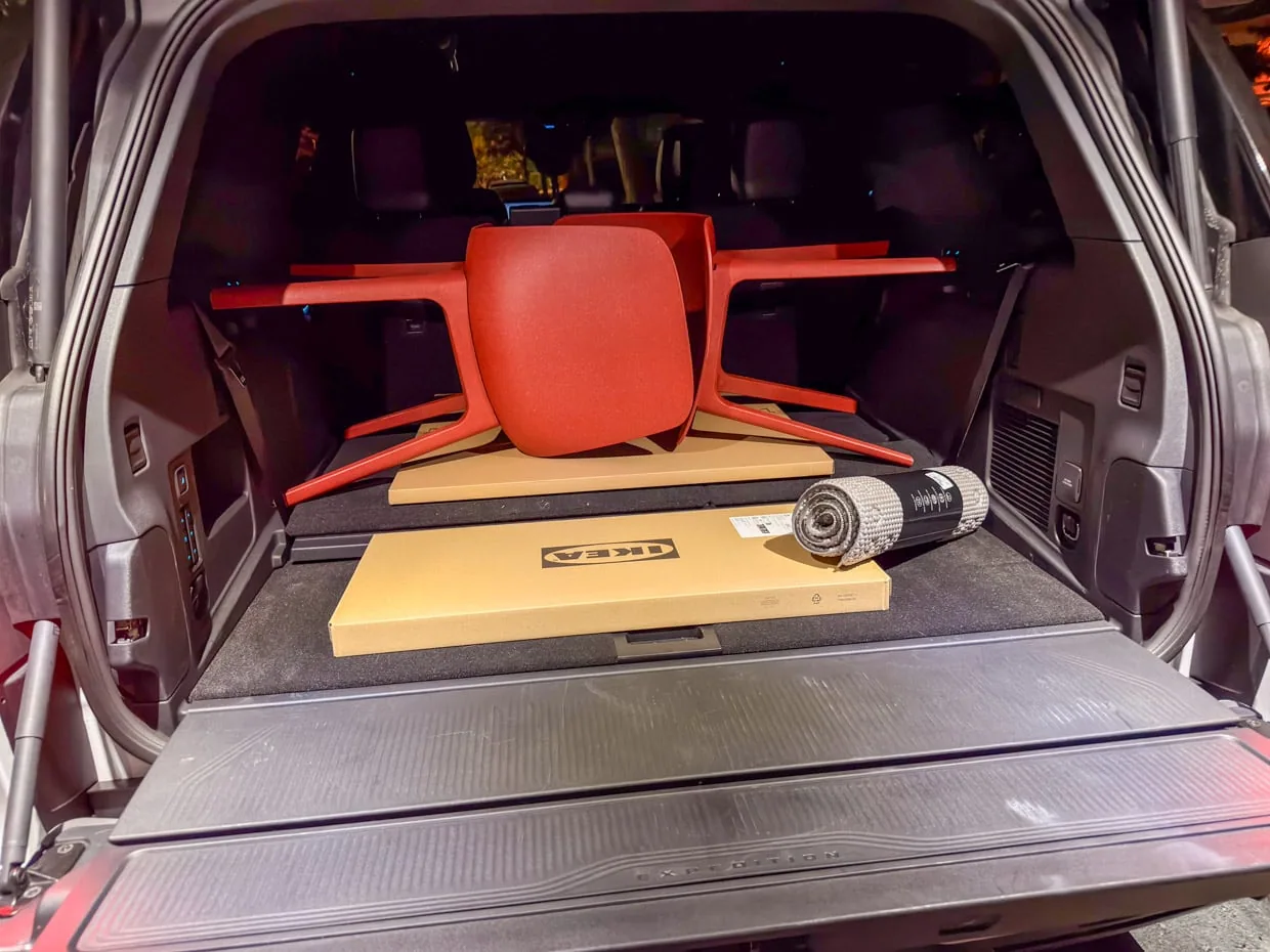 2026 Ford Expedition Tremor Split Tailgate