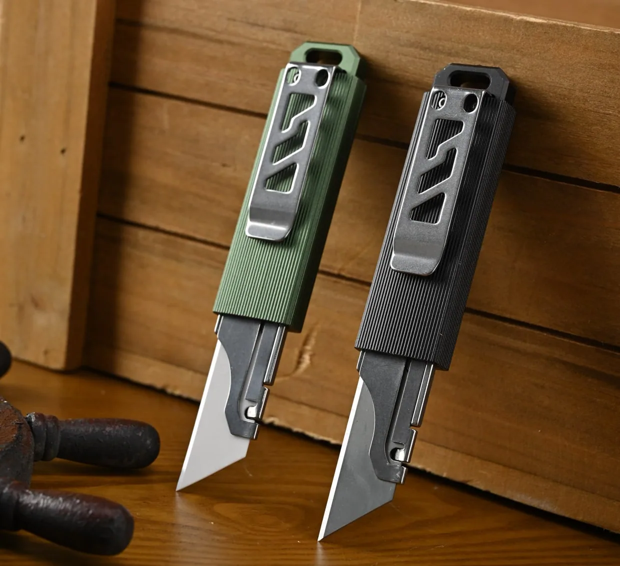 Orioner MS-08 Gravity-Action Utility Knife
